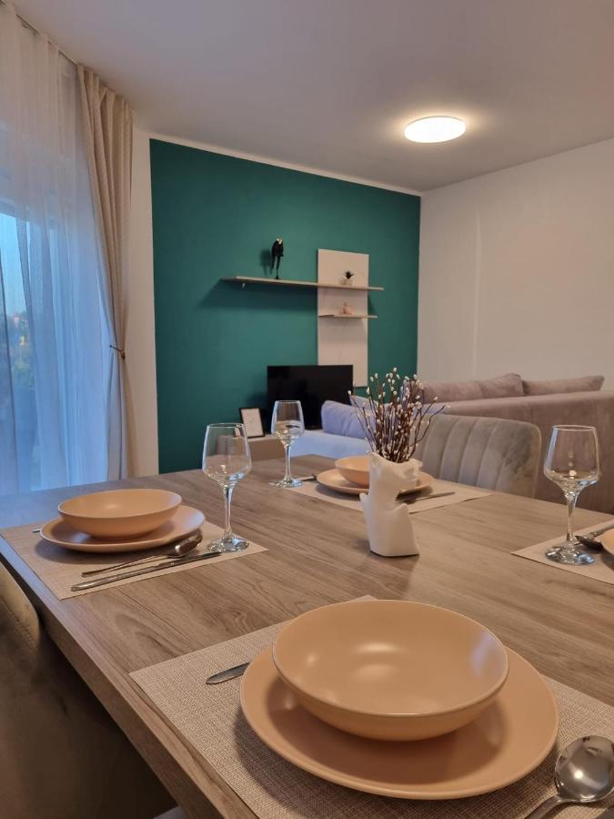 Apartmani Toni Drnis Exterior photo